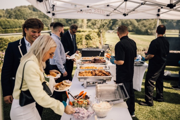 Interactive Food Stations for Weddings: Elevate Your Celebration with Creativity and Flair